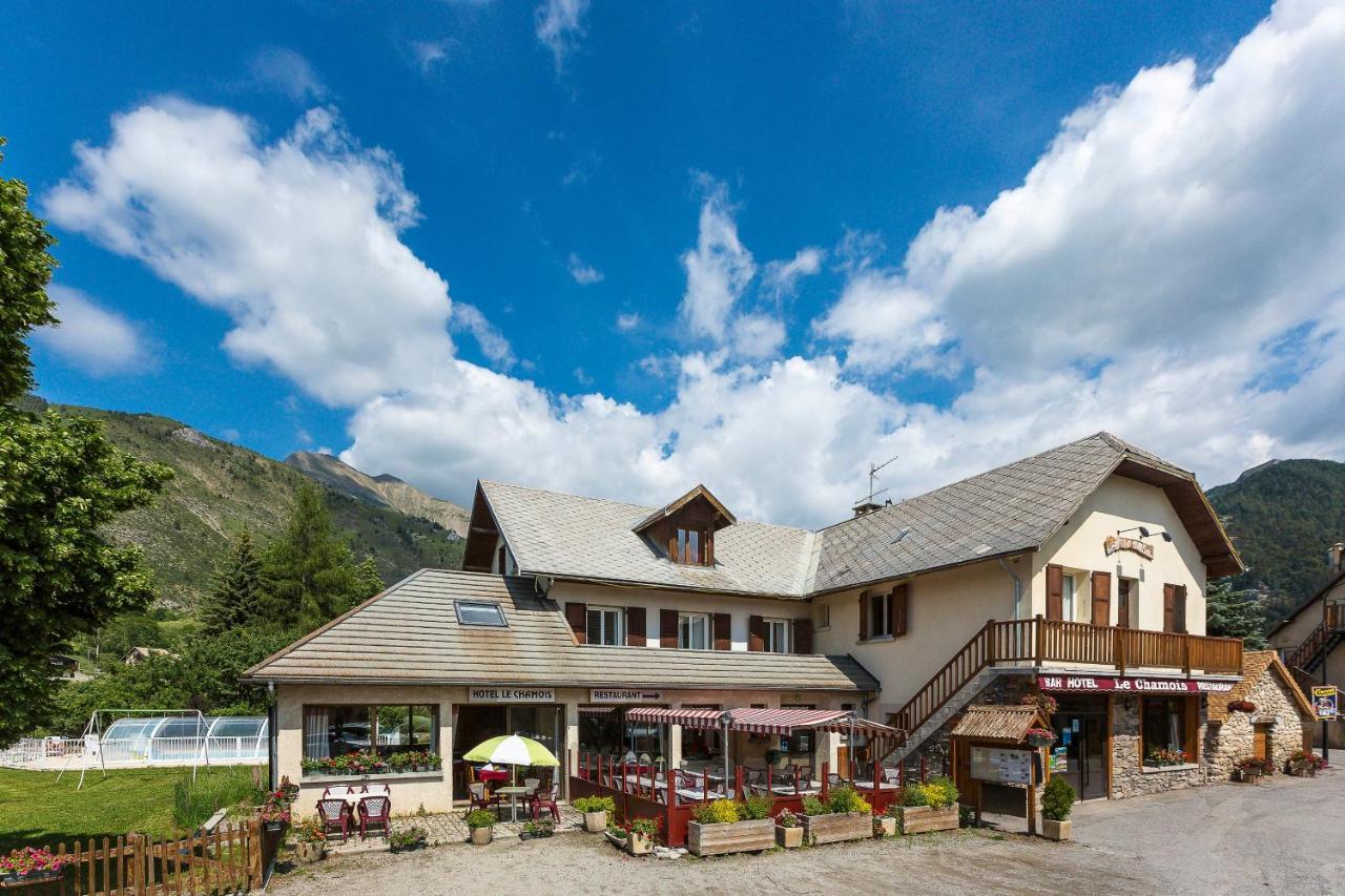 Hotel Restaurant Le Chamois Ancelle Exterior foto